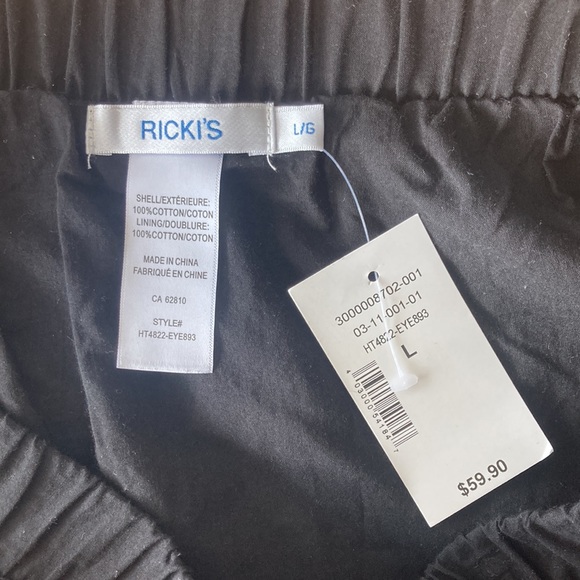 NWT black Ricki’s 3/4 length dress size large - Picture 4 of 4